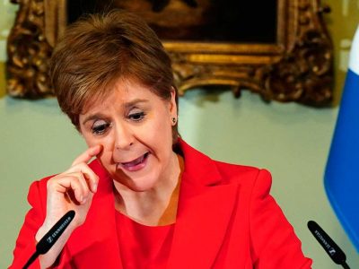 Dimite La Primera Ministra Escocesa Nicola Sturgeon Para Sorpresa De