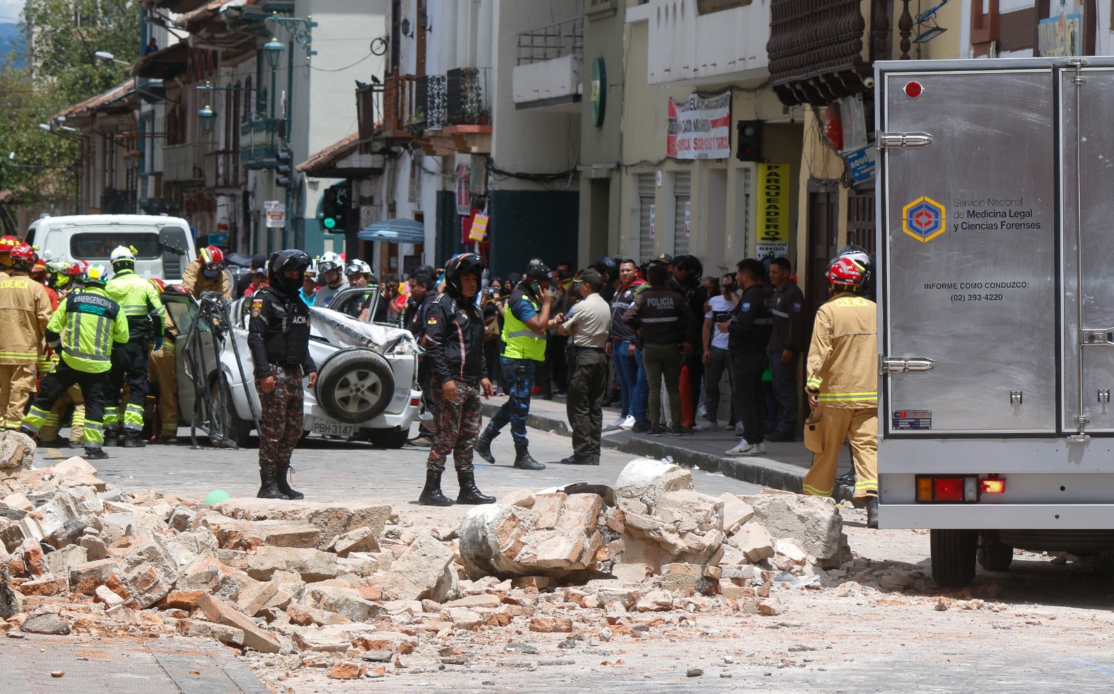 Doce Muertos Deja Sismo De Magnitud En Ecuador La Raz N