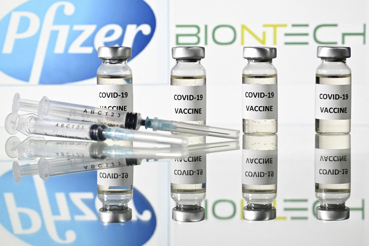 Pfizer-BioNTech Anuncia Que Pedirá Autorización Para Tercera Dosis De ...