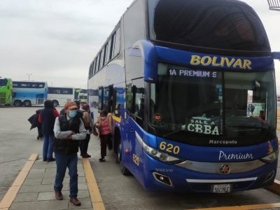 Operadoras de la Terminal Metropolitana retoman viajes a Santa