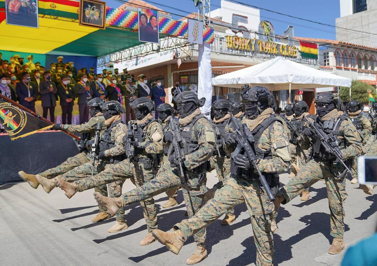 Parada militar, el número especial del Bicentenario